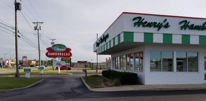 Henrys Hamburgers - Web Listing Benton Harbor (newer photo)